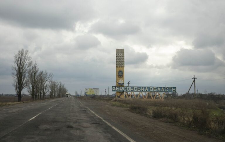 Окупанти з дрона атакували Херсонську область: є жертви