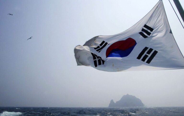 Південна Корея провела навчання, що імітують ядерну атаку КНДР