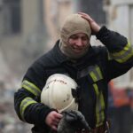 “Шахед” влучив у житловий будинок в Одесі, виникла пожежа