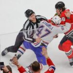 Тафгай “Філи” кинув опонента на лід, колотнеча забіяк “Монреаля” і “Чикаго”: бійки вечора НХЛ
