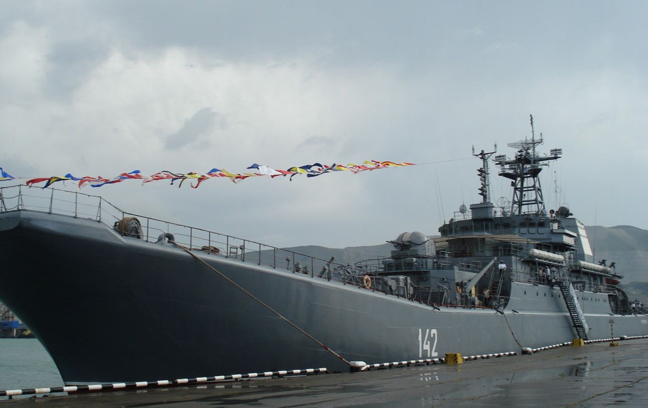 У ЗСУ заявили про знищення великого десантного корабля РФ “Новочеркаськ” у Криму