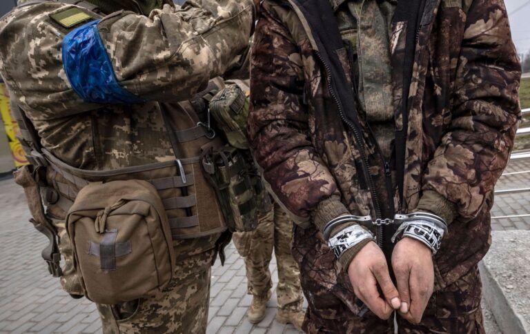 На сході України сапери захопили у полон 11 росіян