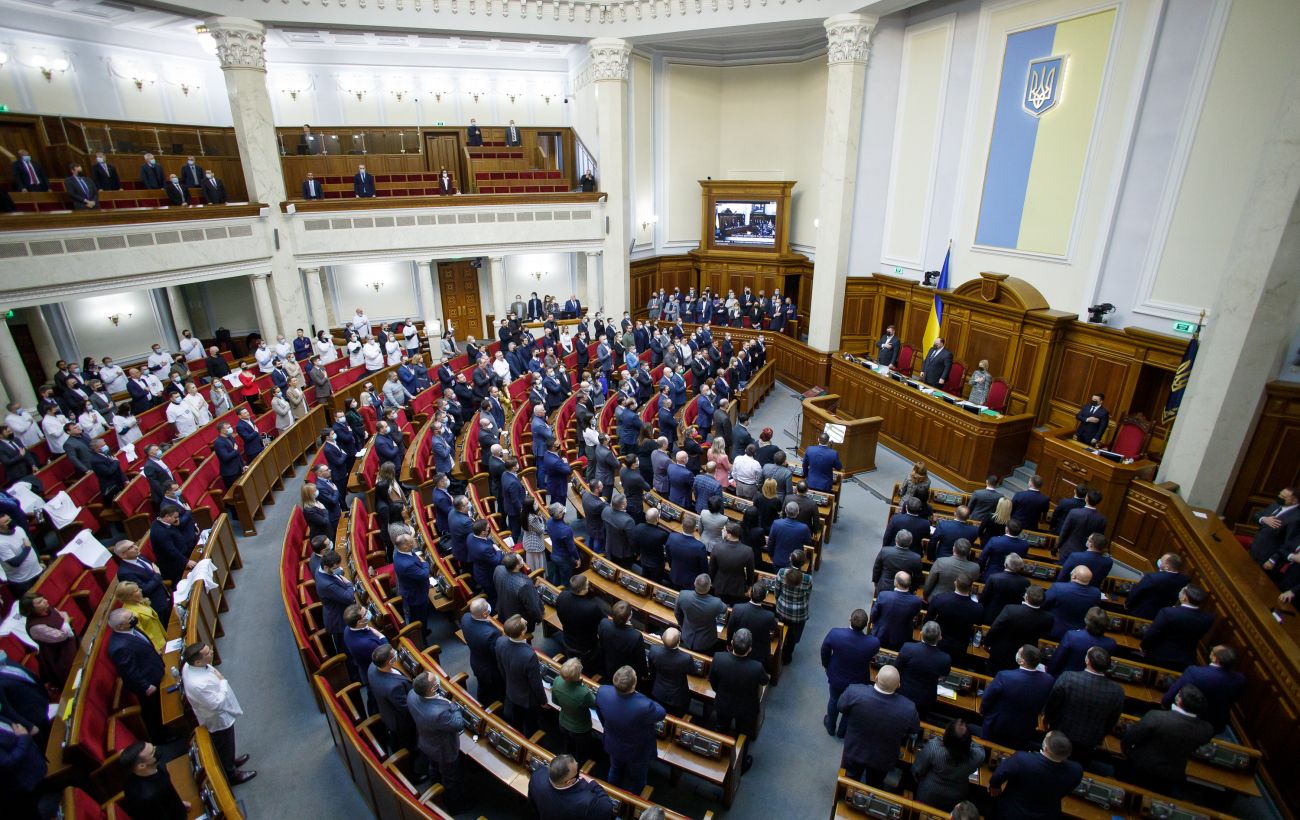 Незаконні МАФи та стихійні парковки. У Раді пропонують врегулювати цей сектор бізнесу