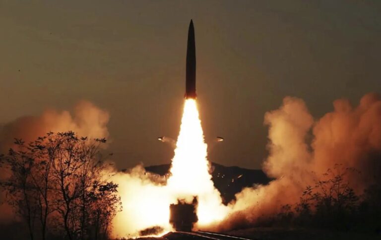 Північна Корея може продати Росії новий тип балістичних ракет