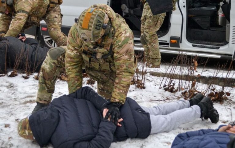 СБУ відпрацювала дії під час прориву ДРГ через північний кордон (фото та відео)