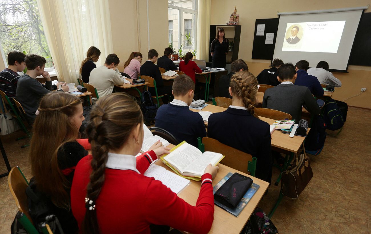 Школи в Одеській області завтра повертаються до очного навчання