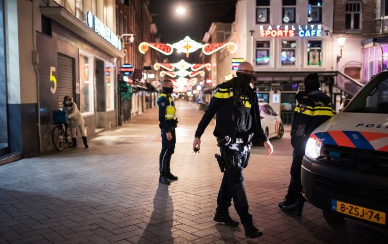 У Нідерландах в новорічну ніч сталися масові заворушення, арештували понад 200 осіб