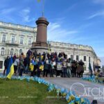 Одесити вшанували пам’ять загиблих воїнів біля народного меморіалу – фотофакт