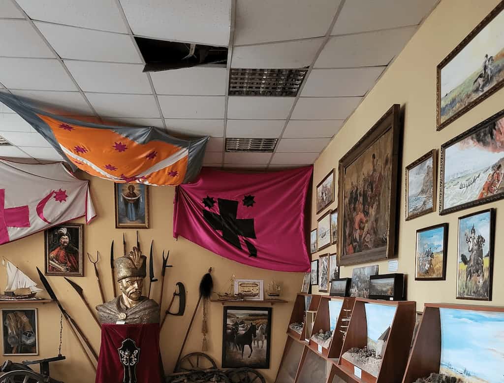 Ще один одеський музей постраждав від ворожого обстрілу: колекція під загрозою