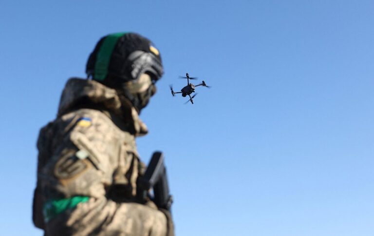 Україна отримає від Канади сотні дронів для захисту неба, – Reuters