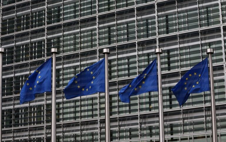 Євросоюз має намір обмежити пересування дипломатів з РФ Шенгенською зоною, – Politico