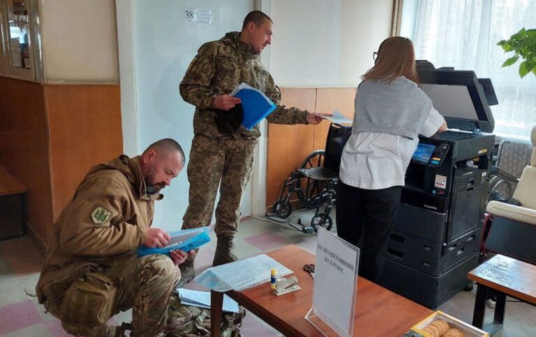 До проходження ВЛК чи після: юрист пояснив, коли краще подавати документи на відстрочку