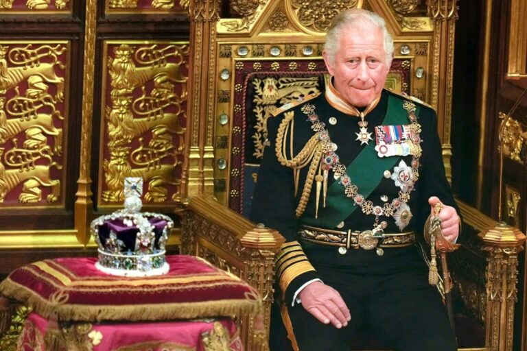 Король Чарльз III був принцом 73 роки і зовсім не помер, як про це написали ЗМІ