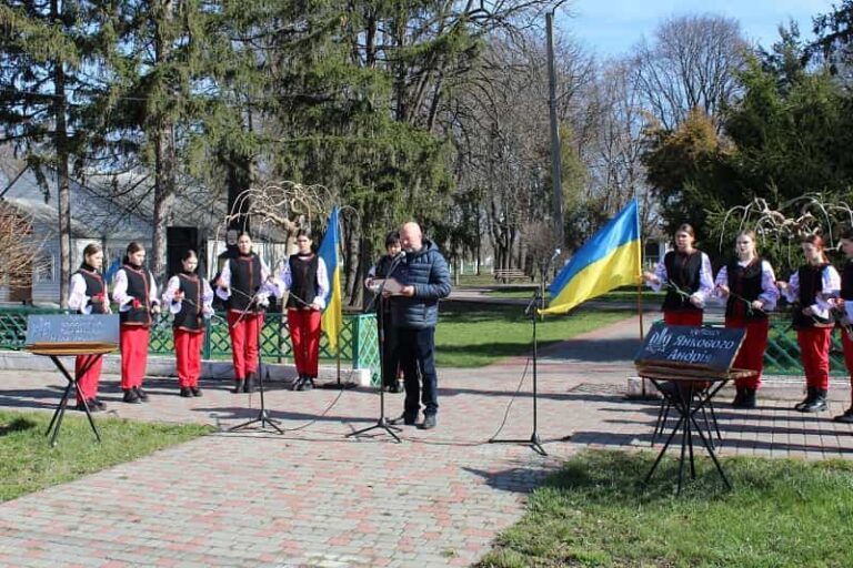 Одеська область: дві вулиці у Саврані перейменували на честь загиблих зашитників України (фото)