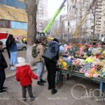 Одеська скорбота: що відбувається поруч з місцем трагедії (фоторепортаж)