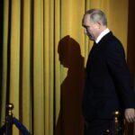 Путіна може зупинити лише падіння цін на нафту, – Reuters