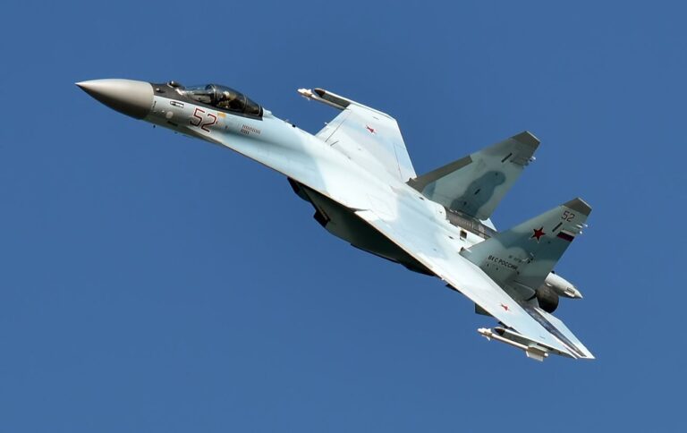 Росіяни готові жертвувати літаками заради просування на Авдіївському напрямку, – ISW