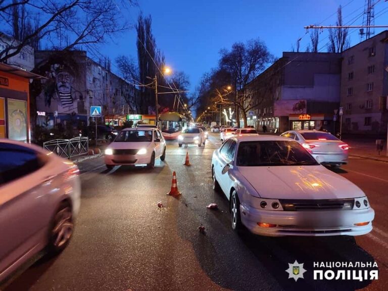 В Одесі на Сегедській Toyota наїхала на жінку