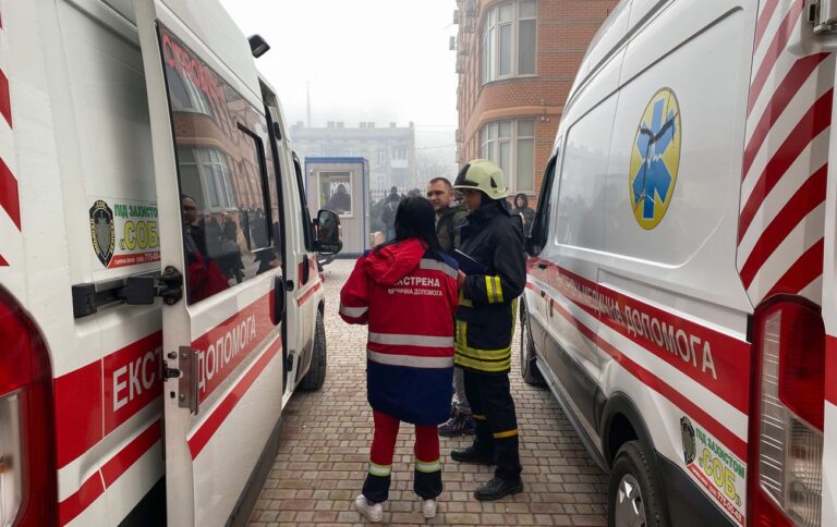 В яких випадках бригада екстреної медичної допомоги може не приїхати на виклик: відповідь НСЗУ