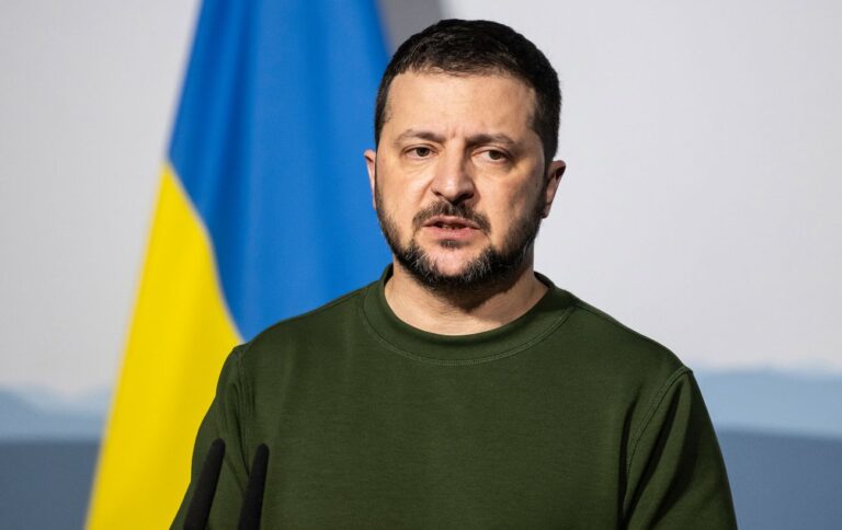 Зеленський назвав Джонсону терміни для продовження допомоги Україні – Politico