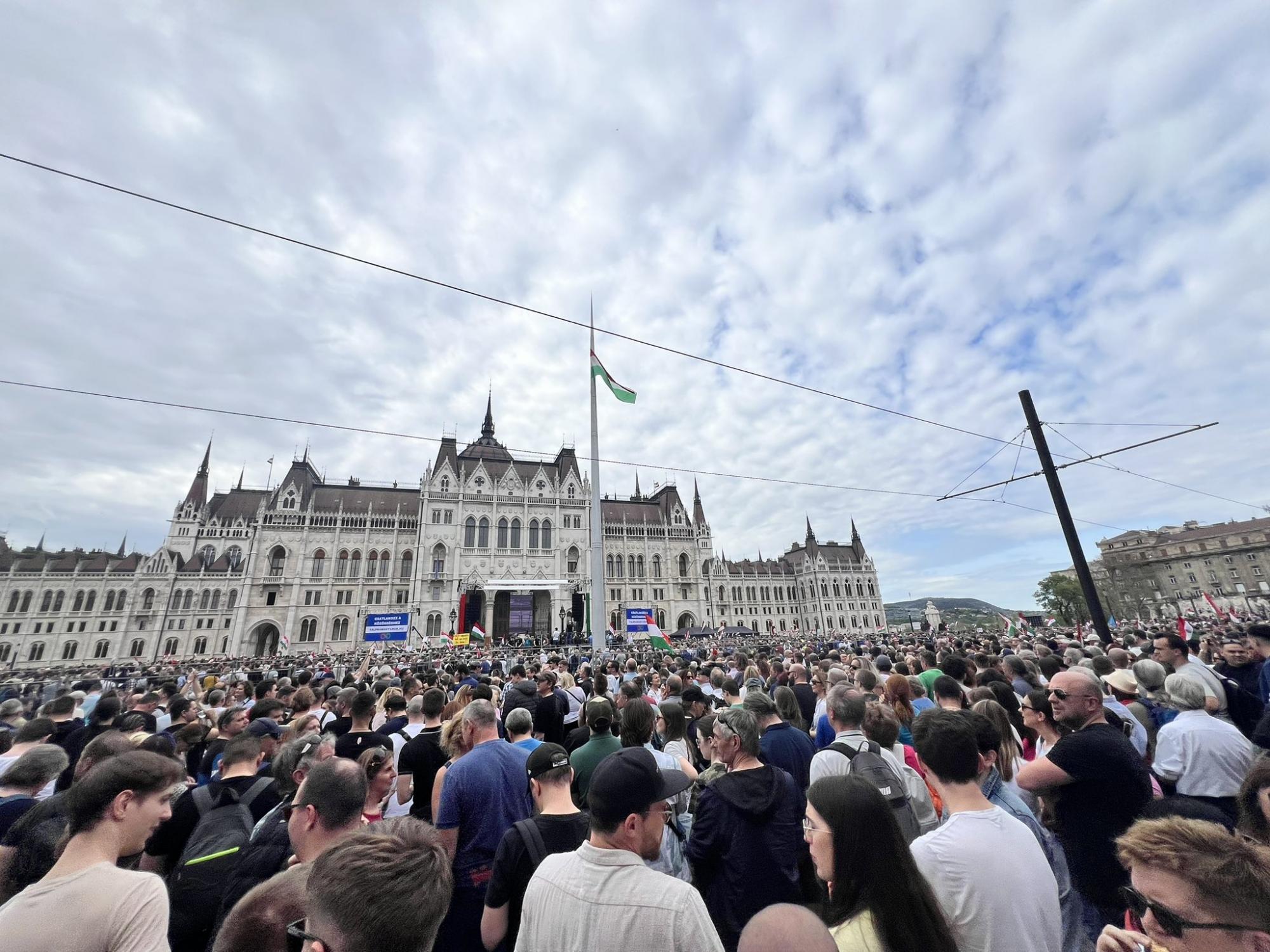 У столиці Угорщини відбулася масштабна акція протесту проти уряду Орбана