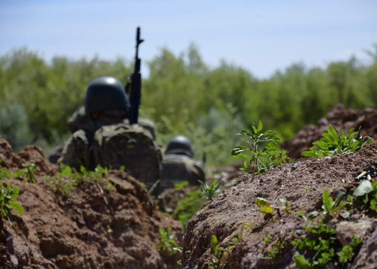 Війна, день 844: найгарячіший напрямок фронту і до чого закликають учасники саміту світу