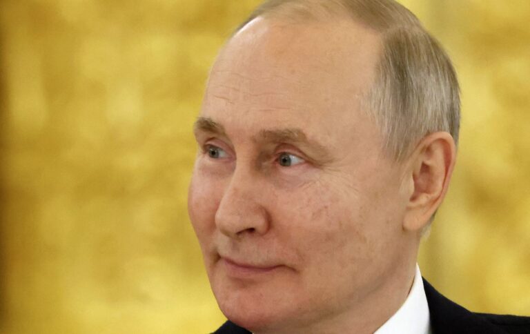 Параноя Путіна призвела до рекордних витрат на мілітаризацію, – розвідка США