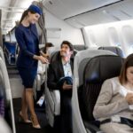 Які проблеми виникають в пасажирів в літаку – поради стюардеси