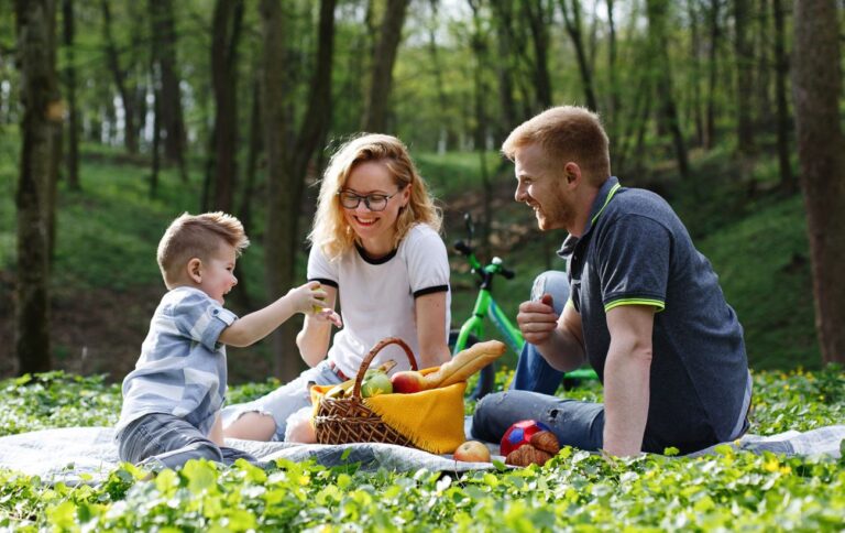 Продукти які не треба брати на природу – список