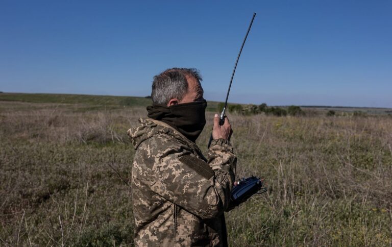 Бійці ГУР знищили окупантів та їх техніку на Харківському напрямку та показали відео