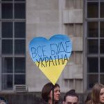 День Конституції України 2024 – привітання у віршах, прозі і листівках