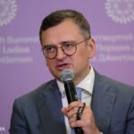 Кулеба прокоментував повернення українців з-за кордону