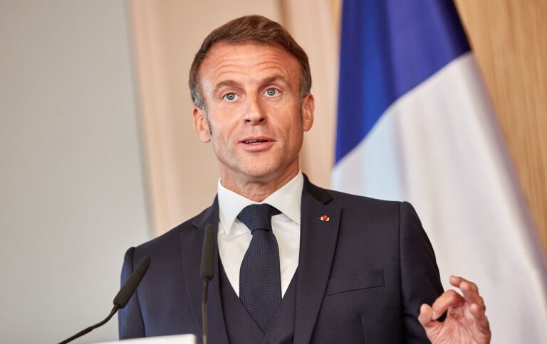 Вибори у Франції – Макрон радить не голосувати за ультралівих і ультраправих, – AP