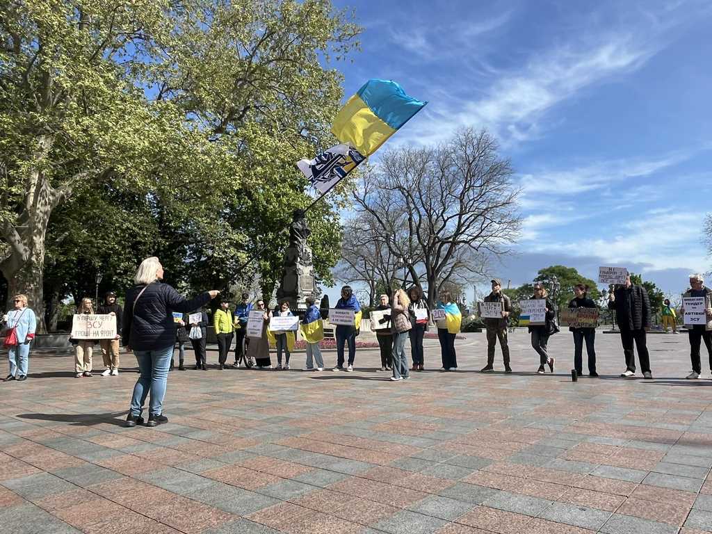 Одесити вимагають від влади міста витрачати гроші на ЗСУ: чому це важливо