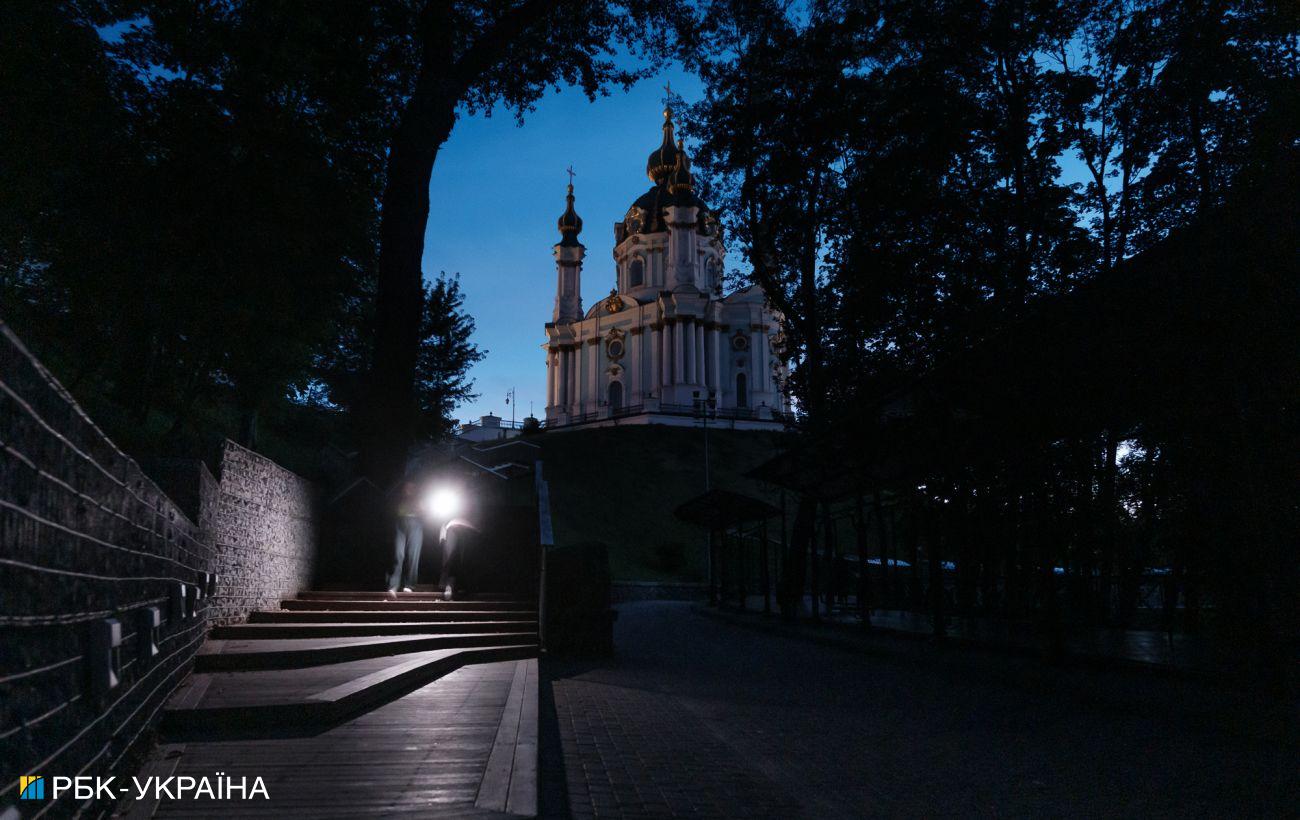 Відключення світла в Україні – 11 червня графіки погодинного обмеження змінили в трьох областях