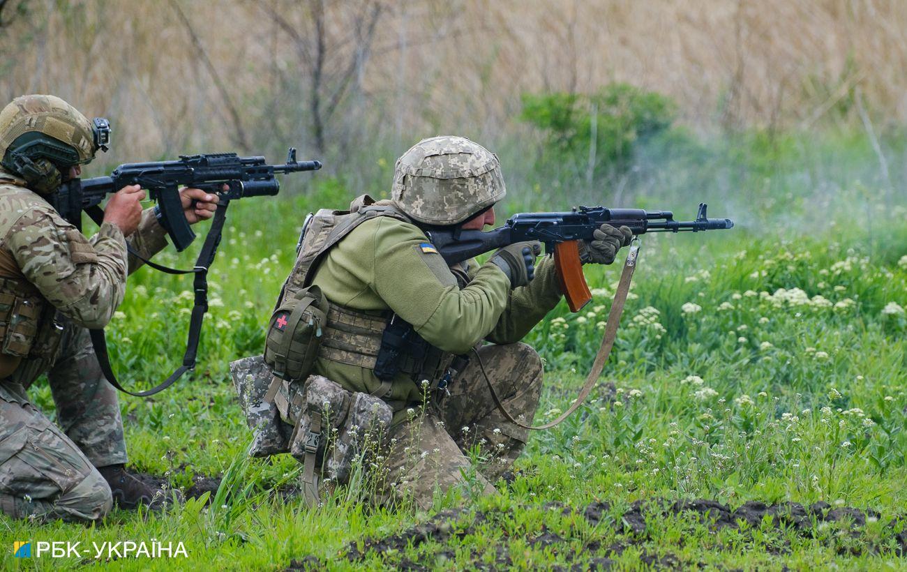 Бої на Покровському напрямку – війська РФ хочуть вклинитися в оборону ЗСУ