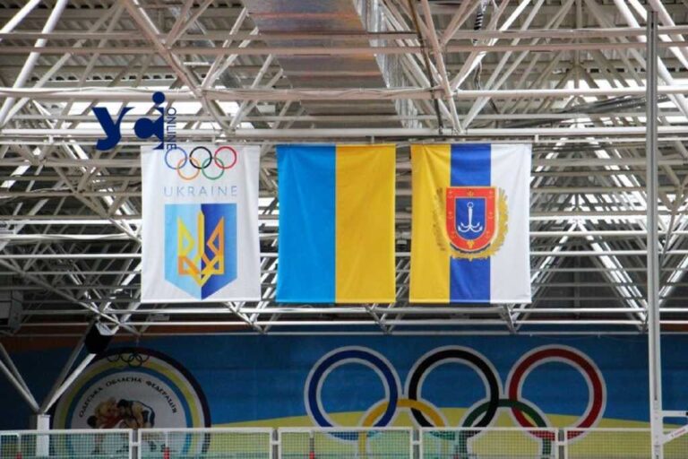 В Одесі за традицією урочисто підняли олімпійський прапор