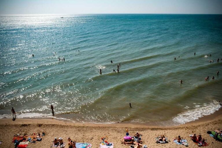 Якою буде температура морської води в Одесі сьогодні, 1 серпня