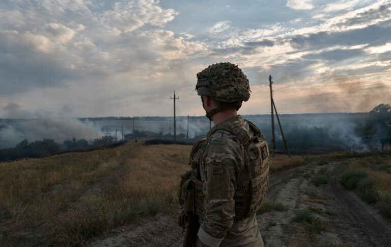 Бої за Вовчанськ – росіяни посилили обстріли, можуть готуватися до штурмів