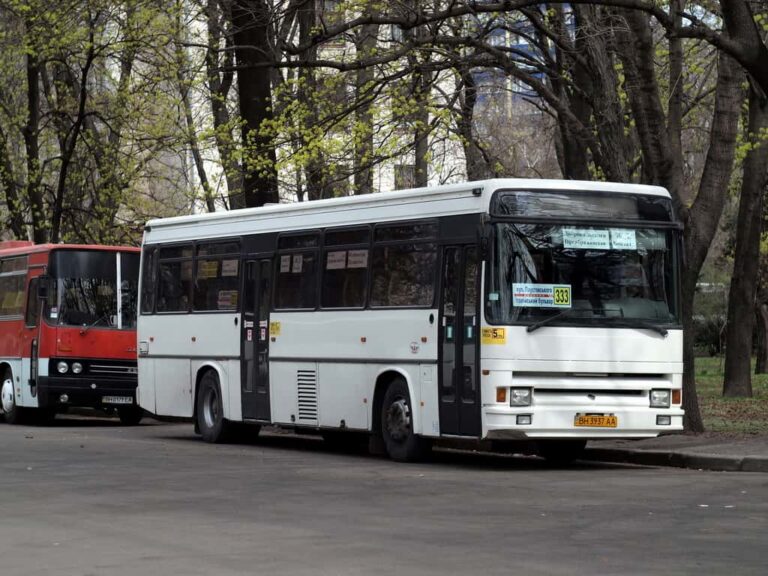 З понеділка два одеські автобуси змінять свої маршрути