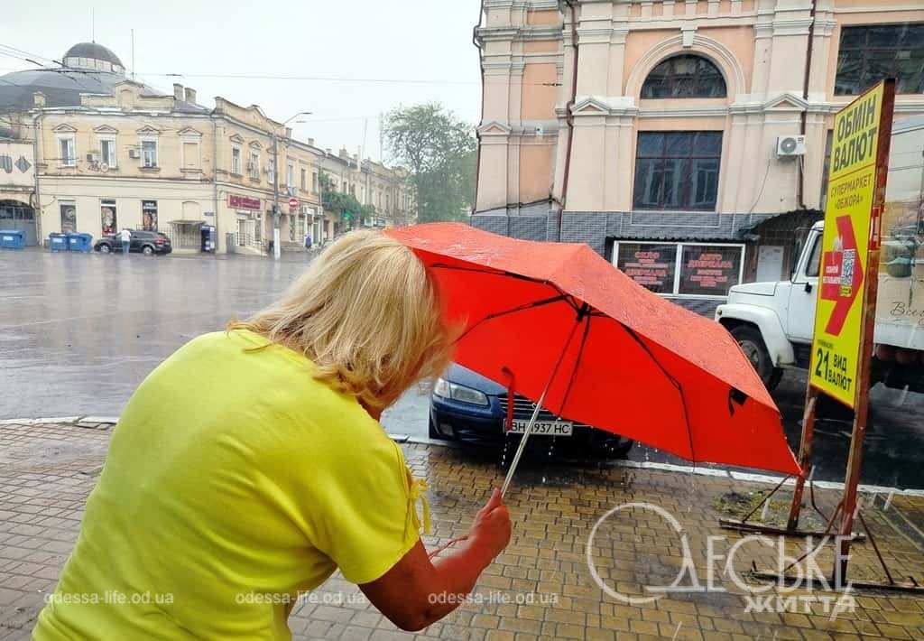 Серпень по-одеськи: спека-злива-спека (фоторепортаж)