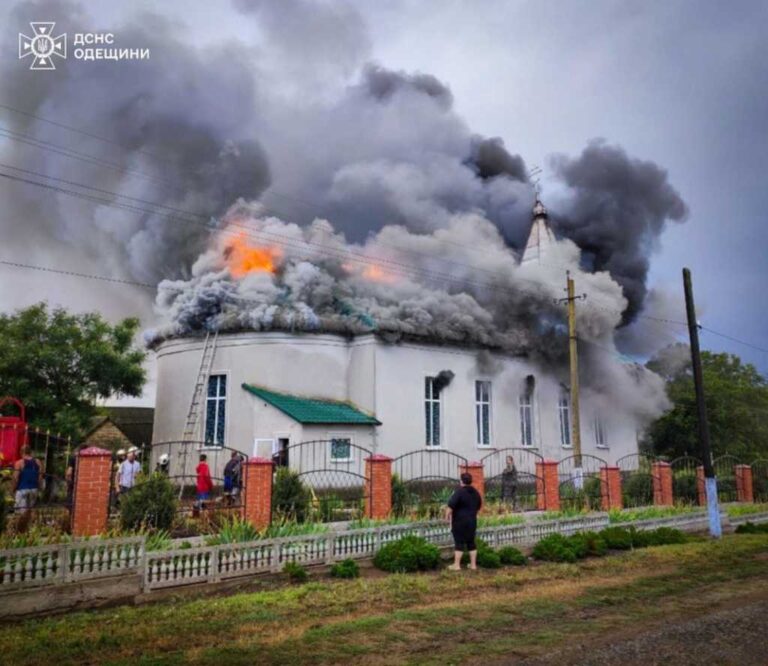 Блискавка знову влучила в церкву – це другий випадок за два дні на Одещині