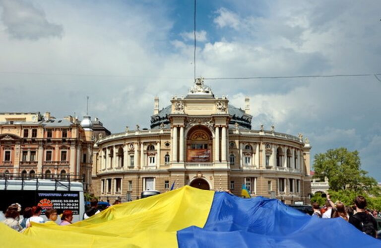 Історія синьо-жовтого: український прапор від язичників до наших днів