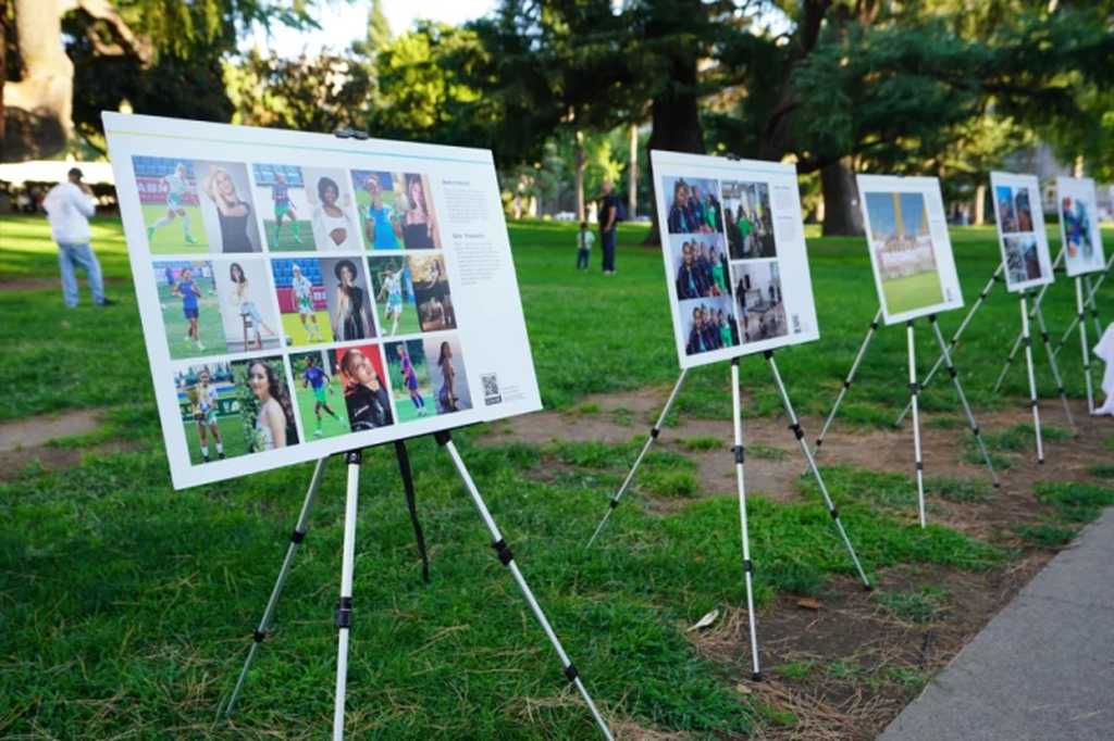 Фотовиставка на честь футбольного клубу з Одеси пройшла у США