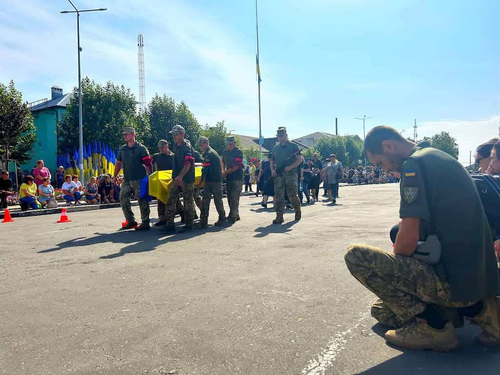 Подільськ попрощався із загиблим на війні Захисником