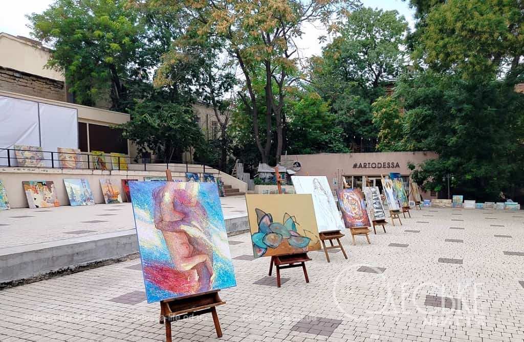 У Літній театр одеського Міського саду завітала Літосінь (фоторепортаж)