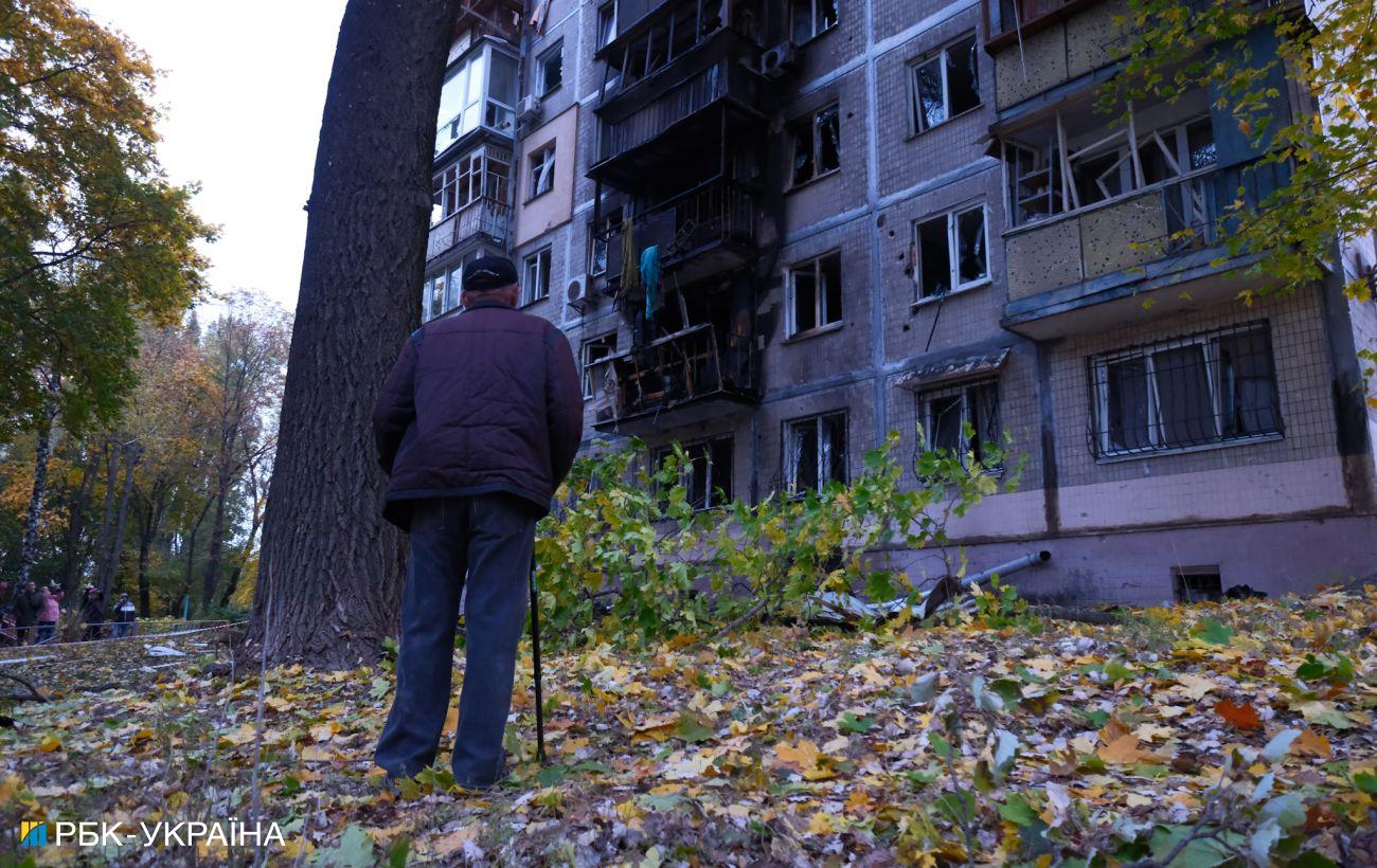 Київ 30 жовтня атакували дрони – як виглядає пошкоджена багатоповерхівка