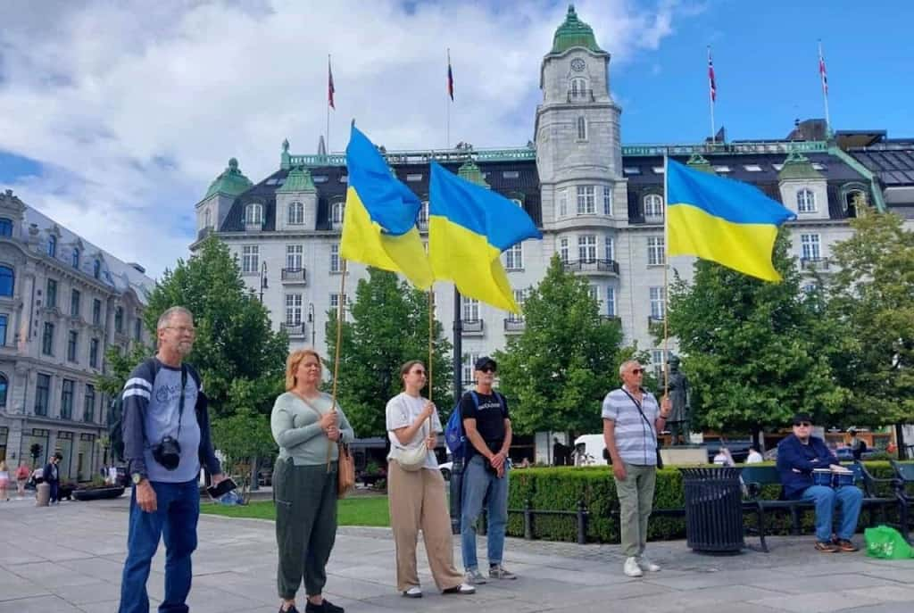 Подорож ренийців у країну, де поважають синьо-жовтий прапор