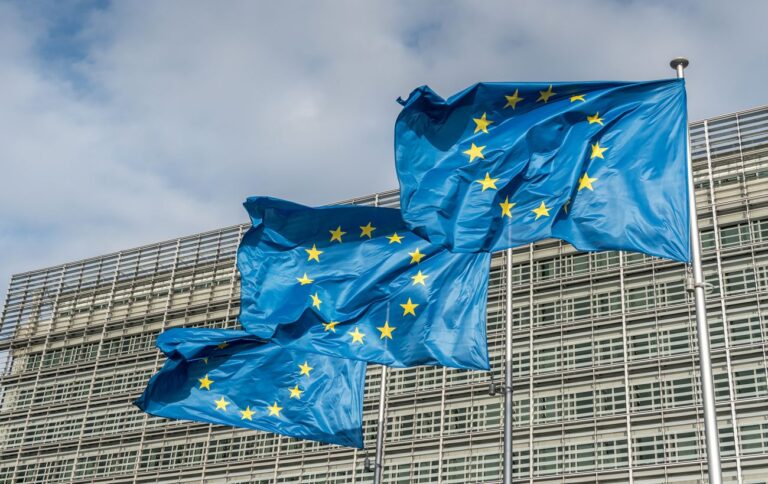 Корупція в Україні – в ЄС розповіли, як продовжувати боротьбу