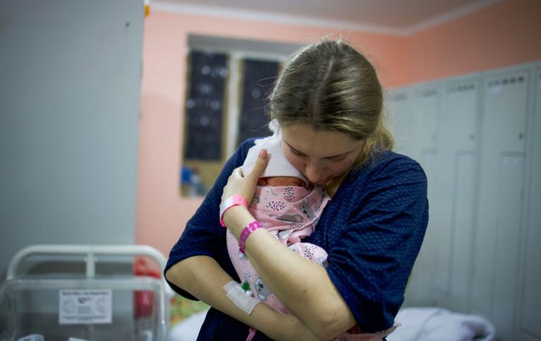 Пакунок малюка – як отримати та що всередині